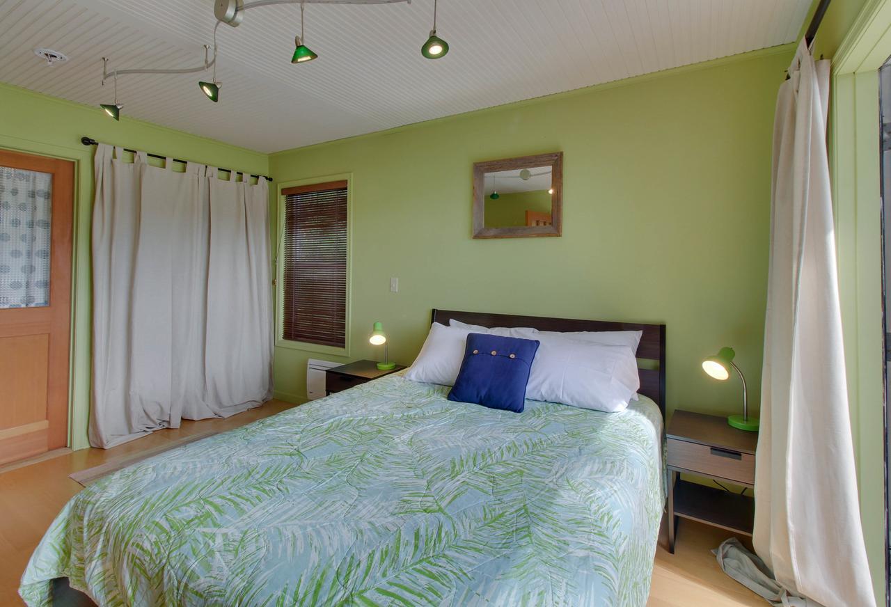 Shore Thing Retreat Eastsound Екстериор снимка